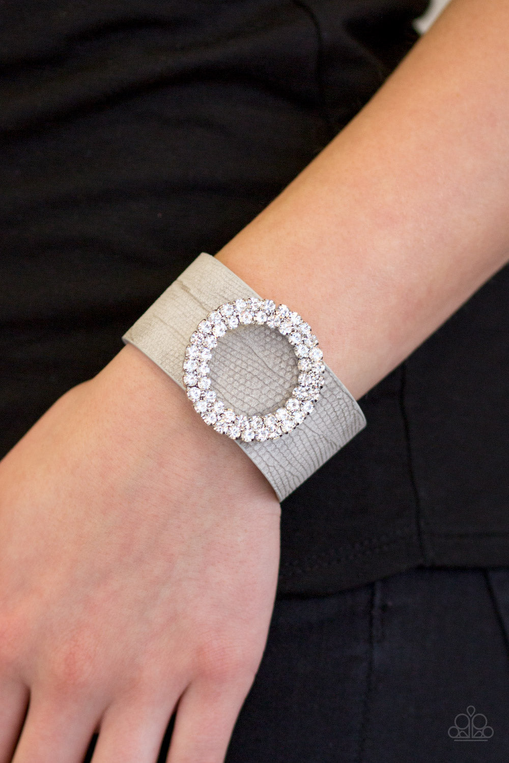 Ring In The Bling White Bracelet Paparazzi