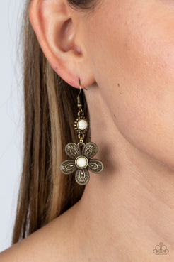 Free-Spirited Flourish Brass Earrings Paparazzi