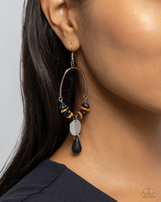 Suspended Santa Fe Black Earrings