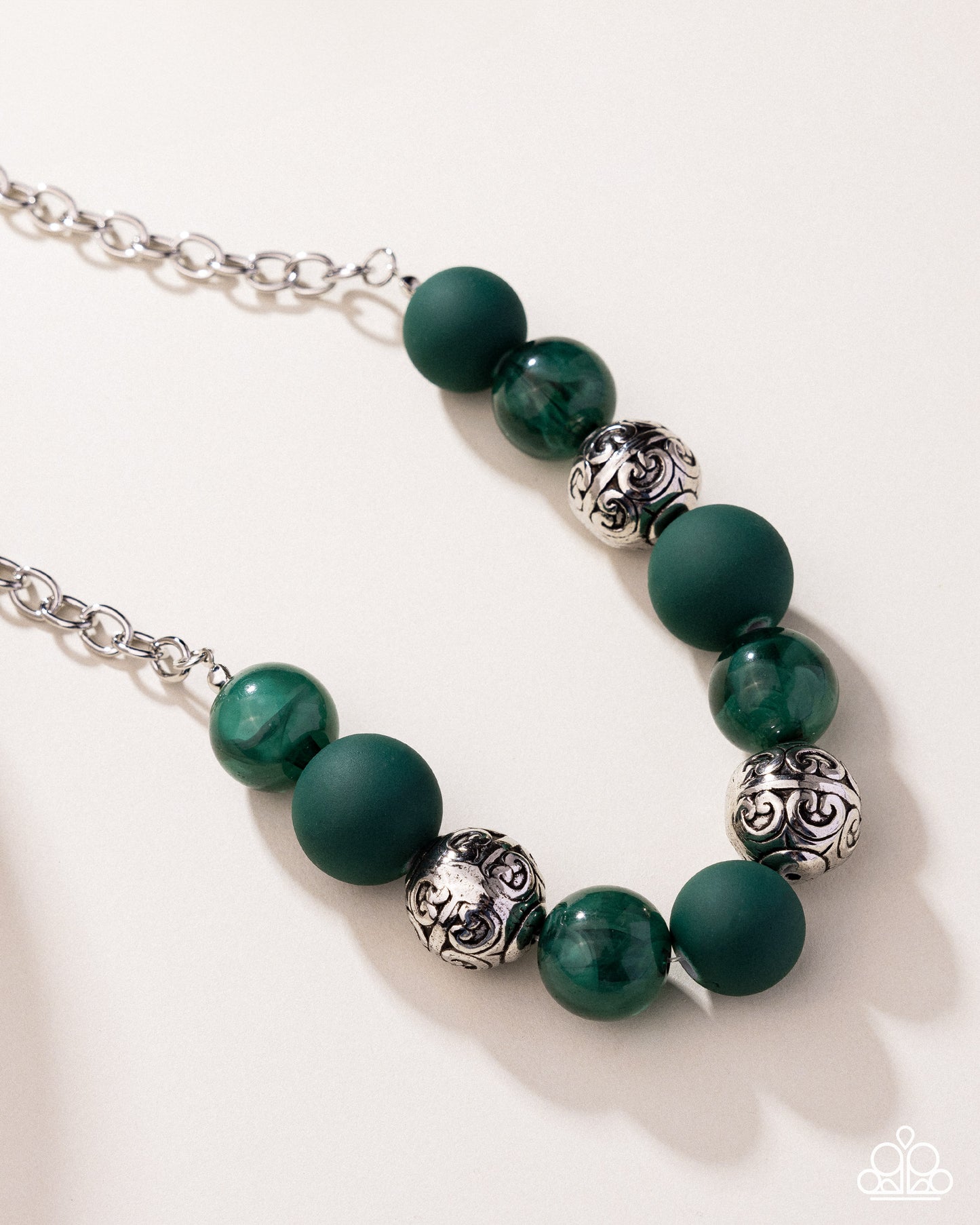 Bewitching Texture Green Necklace
