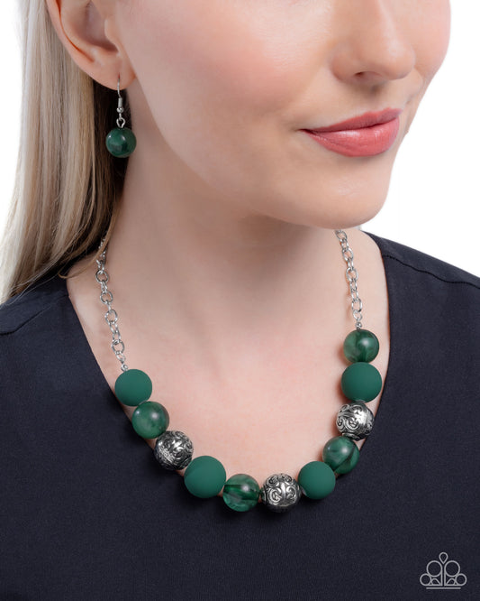 Bewitching Texture Green Necklace