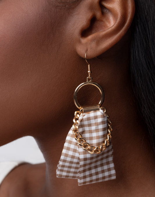 Picnic Pizzazz Brown Earrings