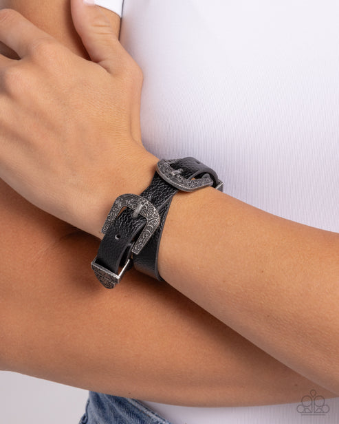 Buckle TOWN Black Bracelet