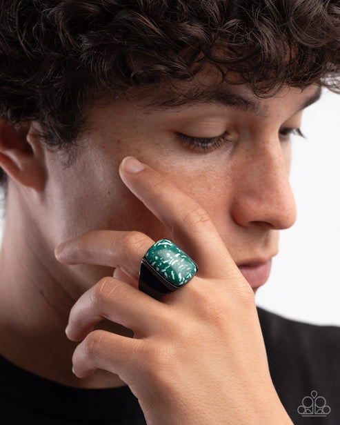 Crowd Pleasing Color Green Ring