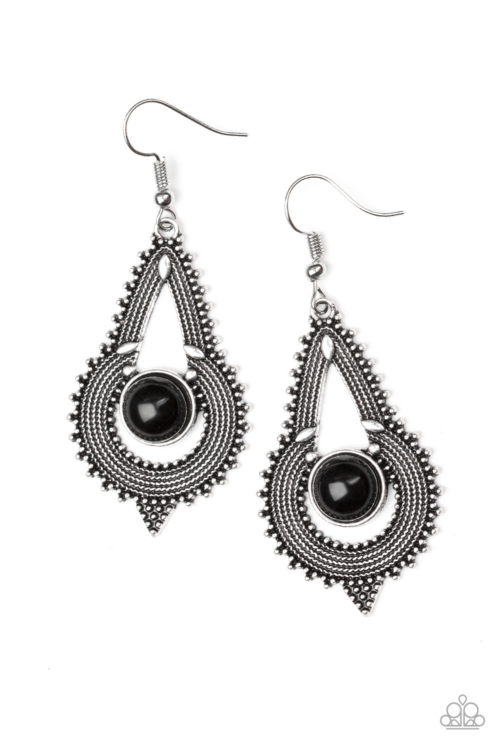 Zoomin Zumba Black
Earrings Paparazzi