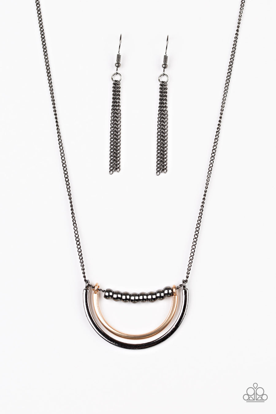 Artificial Arches Black Necklace Paparazzi