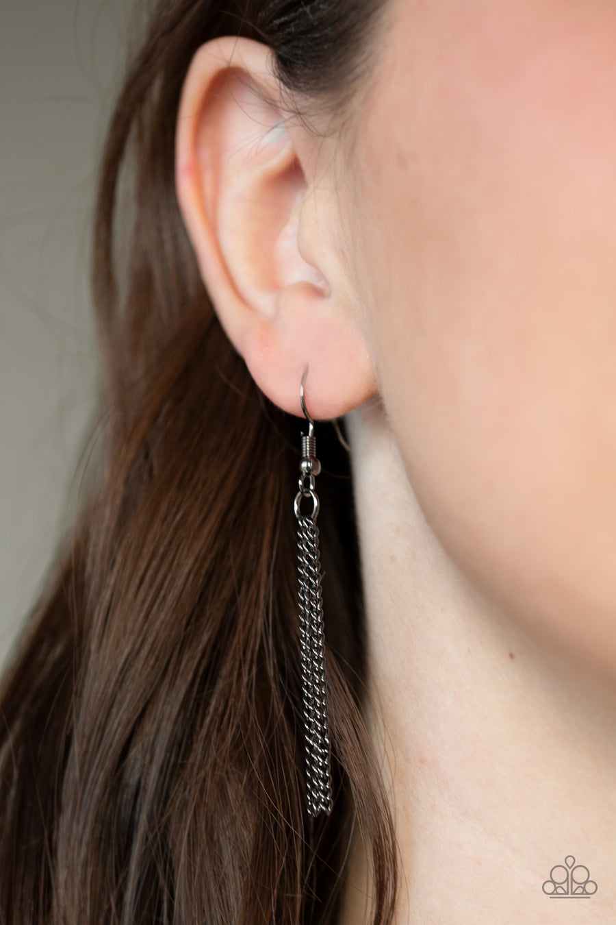 Artificial Arches Black Necklace Paparazzi