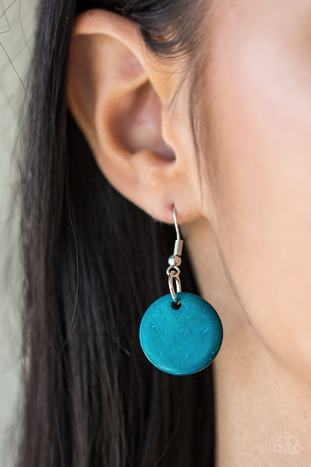 Catalina Coastin
Blue Necklace - Daria's Blings N Things