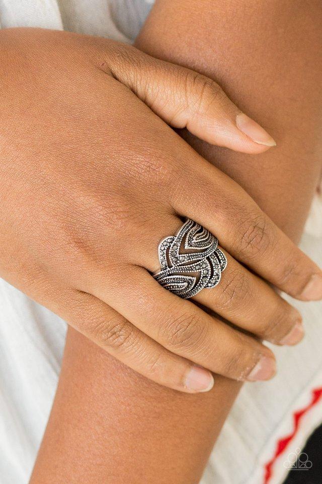 Fire and Ice Silver
Ring Paparazzi