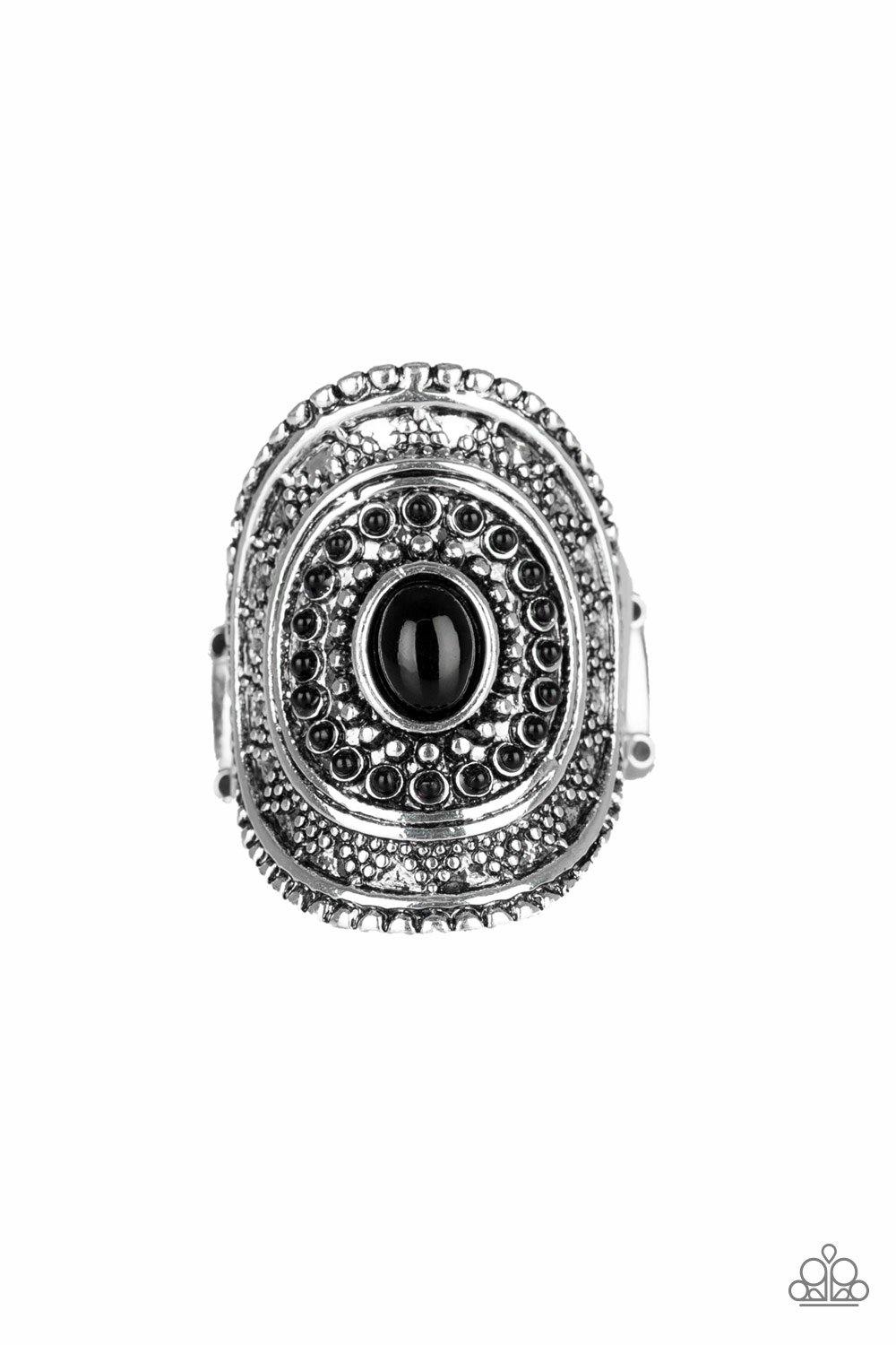 Adventure Venture Black
Ring - Daria's Blings N Things
