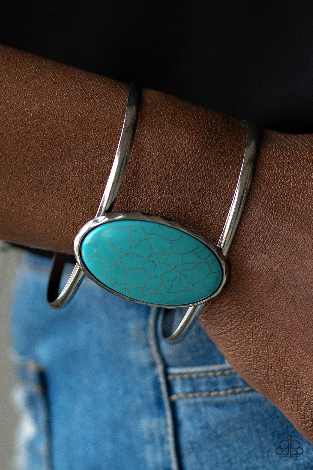 Desert Empress Blue
Bracelet - Daria's Blings N Things