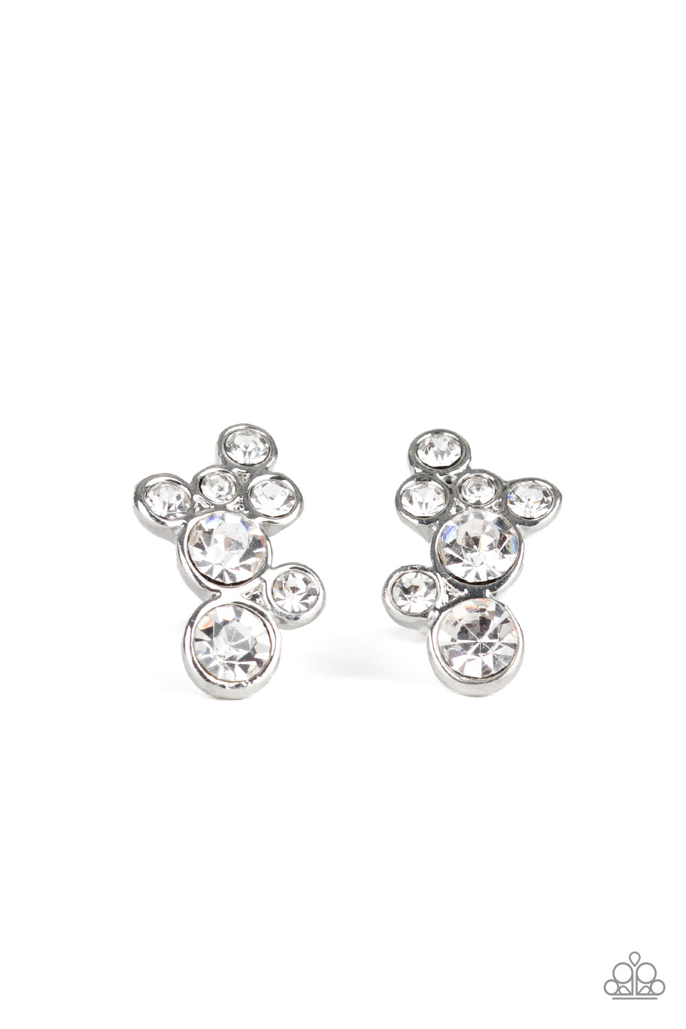 Treasure Treat White
Post Earrings Paparazzi