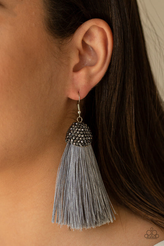 Razzle Riot Silver
Earrings