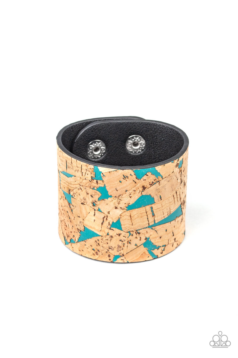 Cork Congo Blue
Bracelet - Daria's Blings N Things