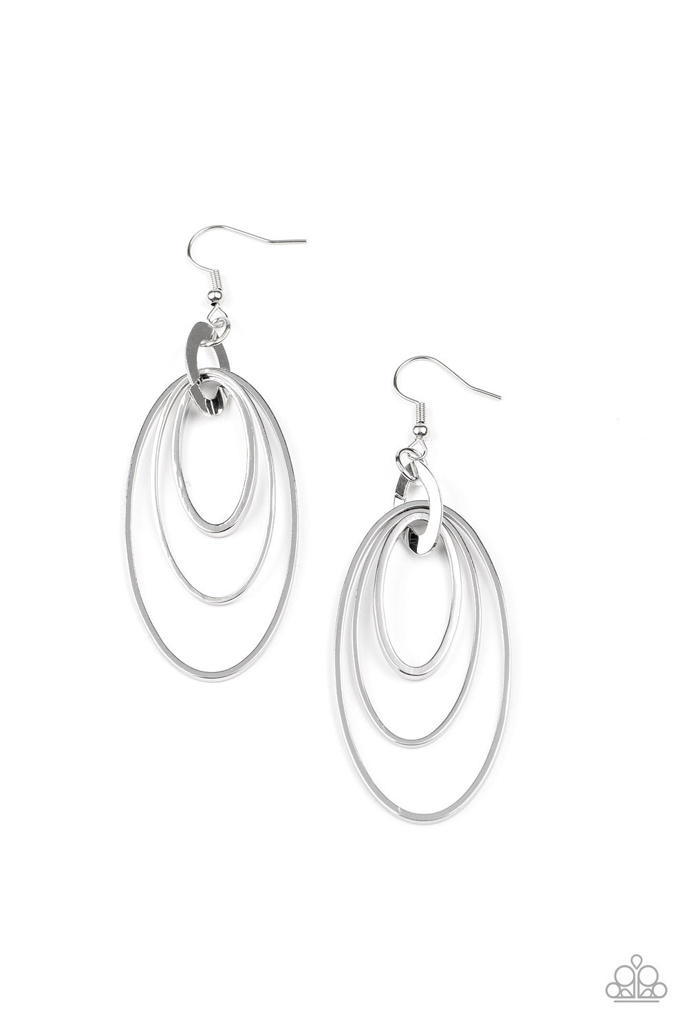 Shimmer Surge Silver
Earrings Paparazzi