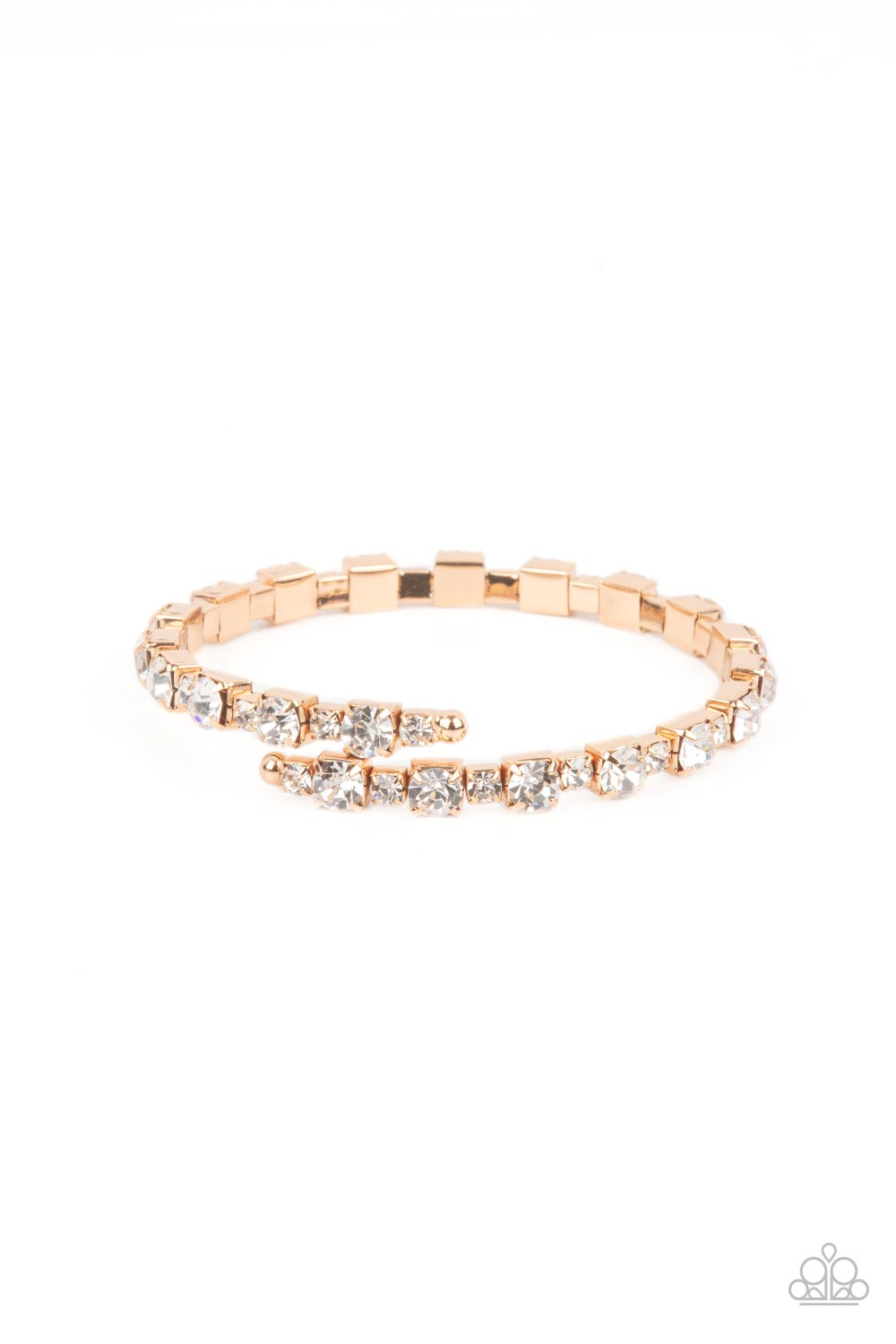 Photo Op Gold
Bracelet - Daria's Blings N Things