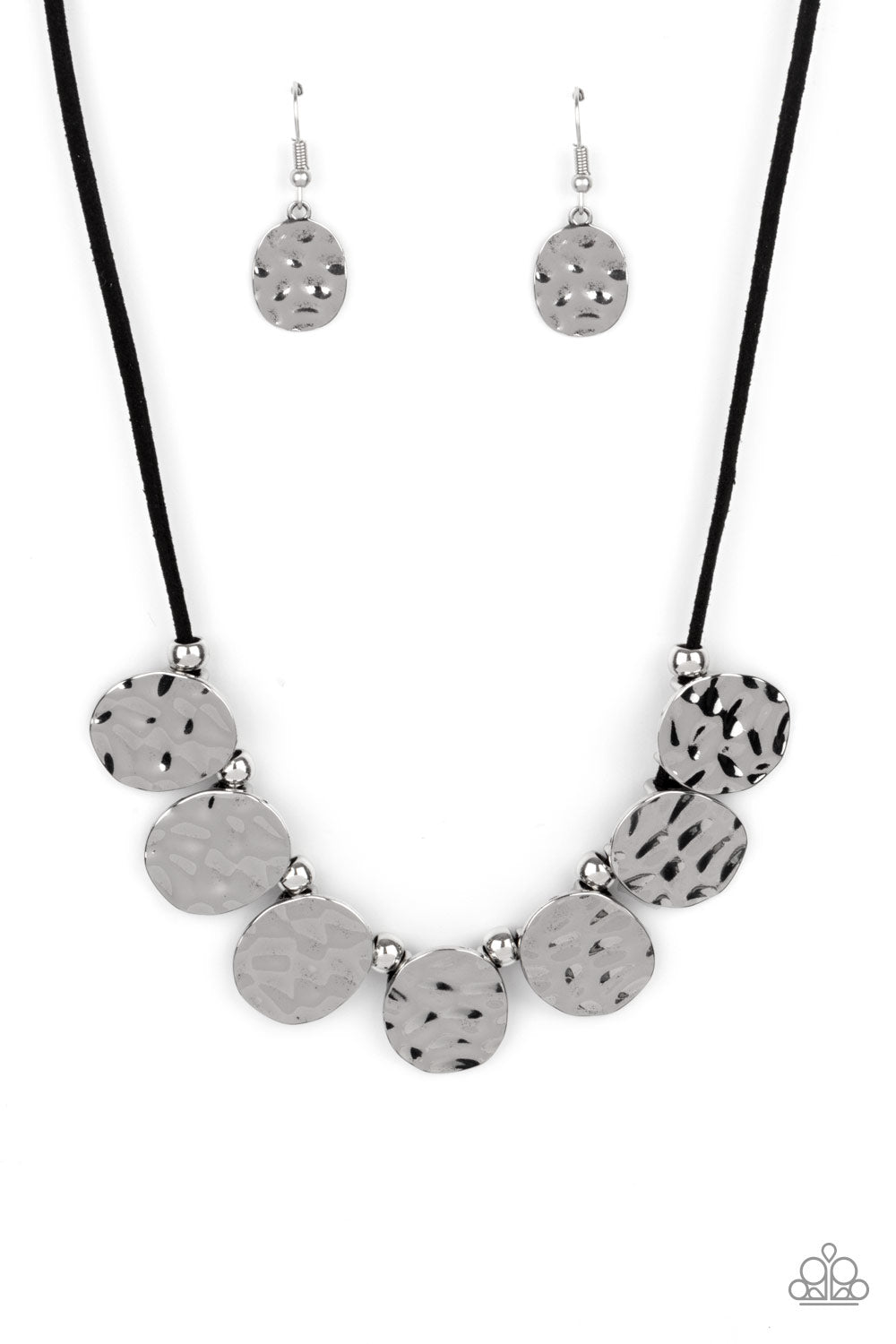 Turn Me Loose Black
Necklace - Daria's Blings N Things