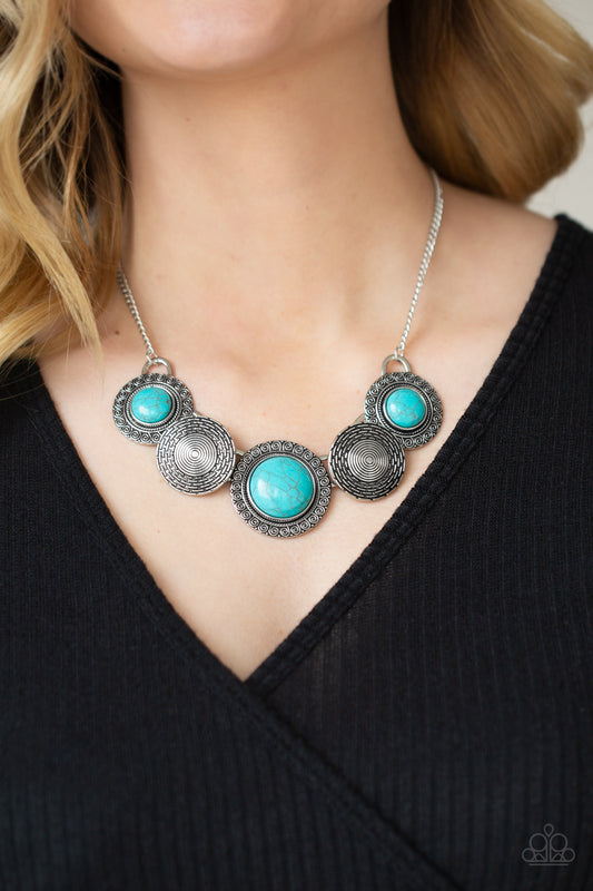 Canyon Cottage Blue
Necklace - Daria's Blings N Things