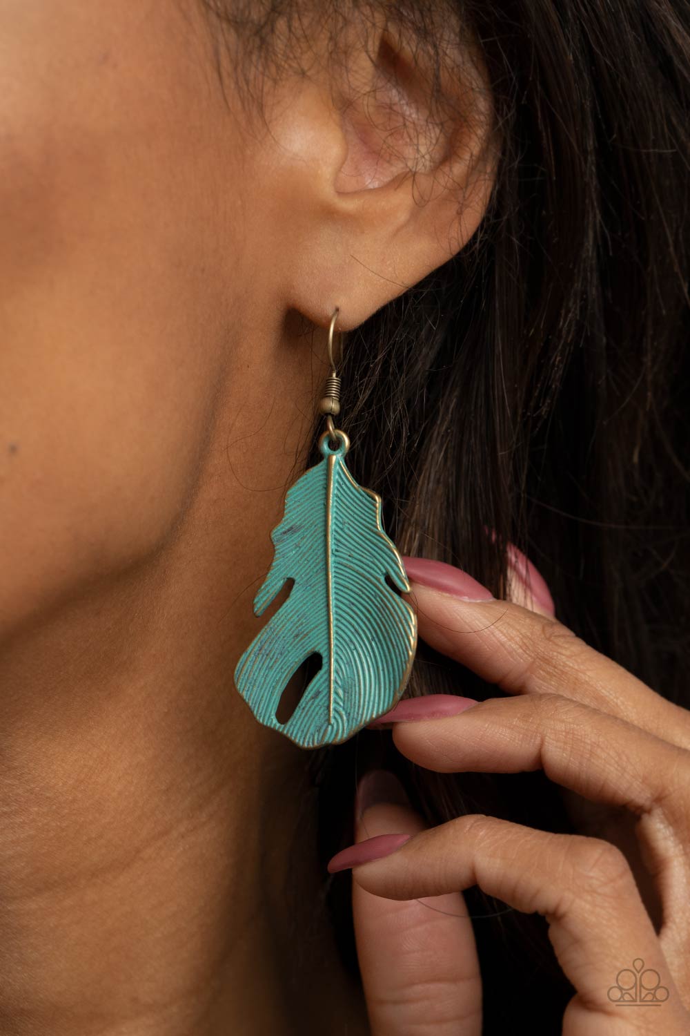 Heads QUILL Roll Brass
Earrings - Daria's Blings N Things