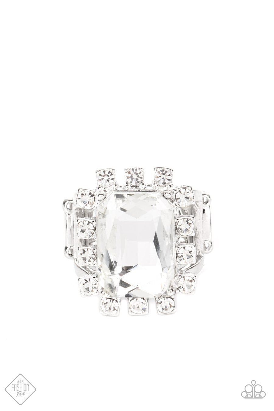 Galactic Glamour White
Ring - Daria's Blings N Things