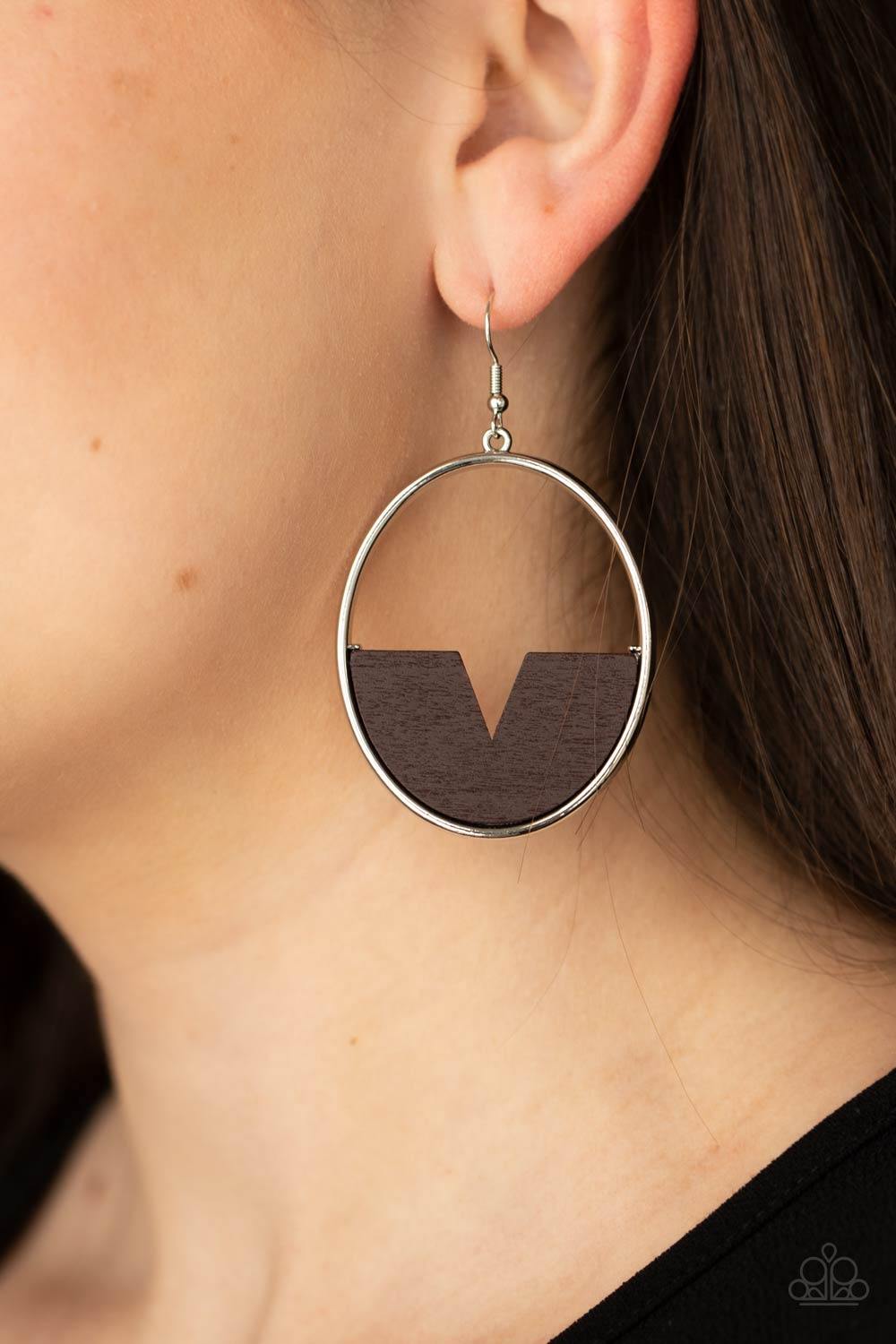 Island Breeze Brown
Earrings - Daria's Blings N Things