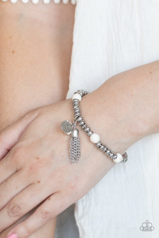 Whimsically Wanderlust White
Bracelet - Daria's Blings N Things