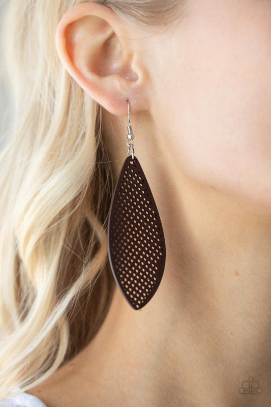 Surf Scene Brown
Earrings - Daria's Blings N Things