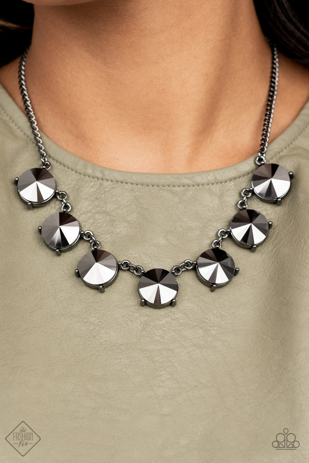 The SHOWCASE Must Go On Black Necklace Paparazzi