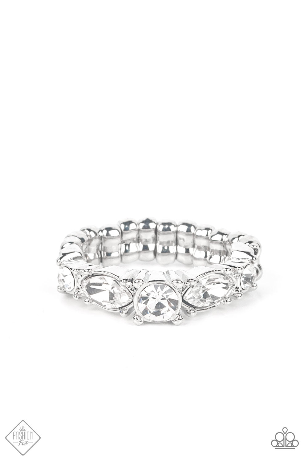 Wedded Bliss White
Ring Paparazzi