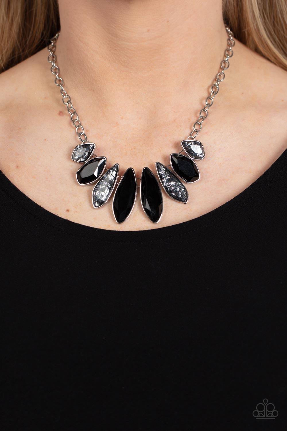 Crystallized Couture Black Necklace Paparazzi