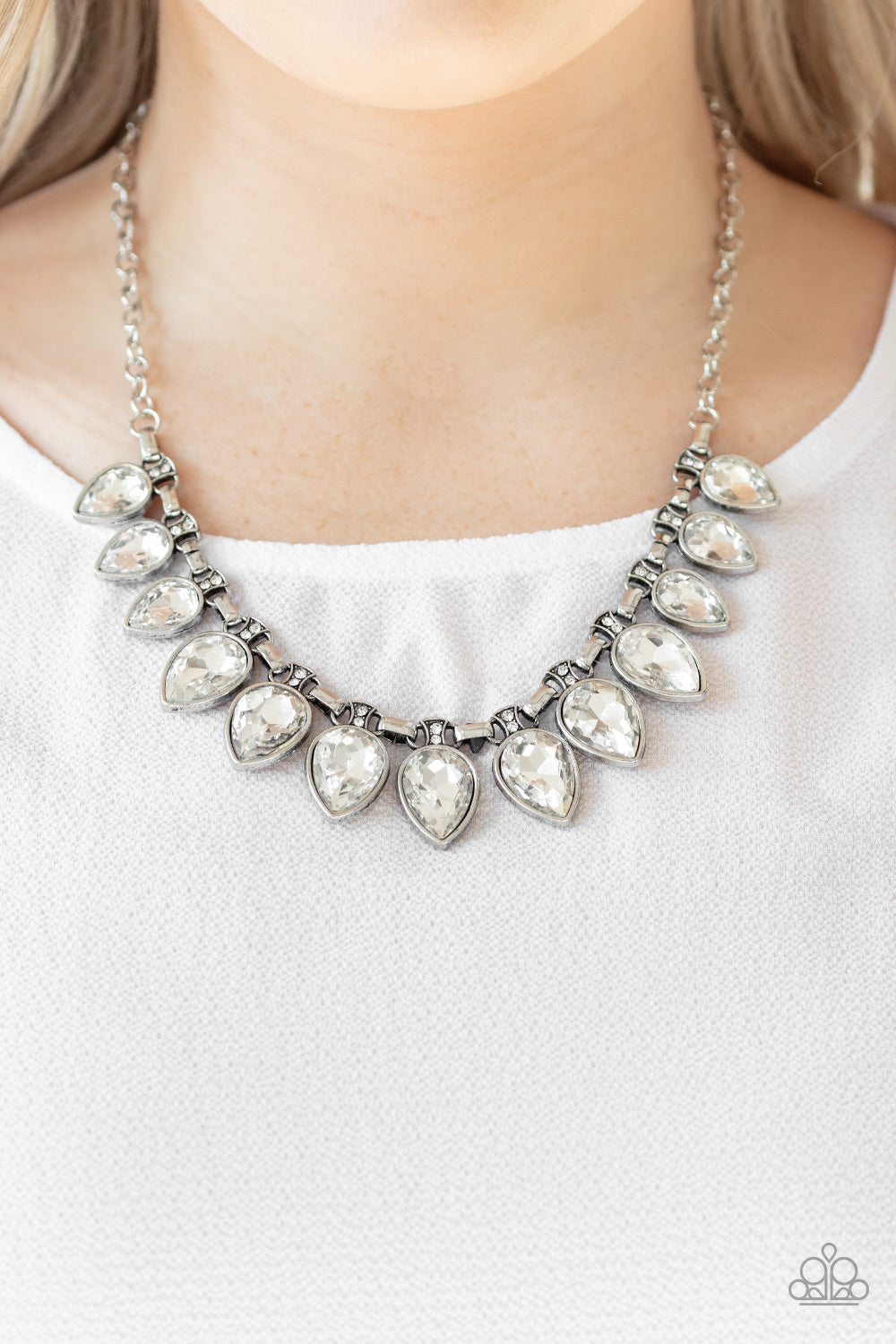 FEARLESS is More White
Necklace - Daria's Blings N Things