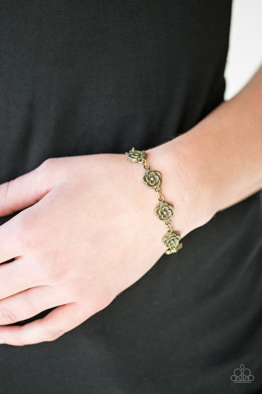 Wildflower Wonderland Brass
Bracelet - Daria's Blings N Things