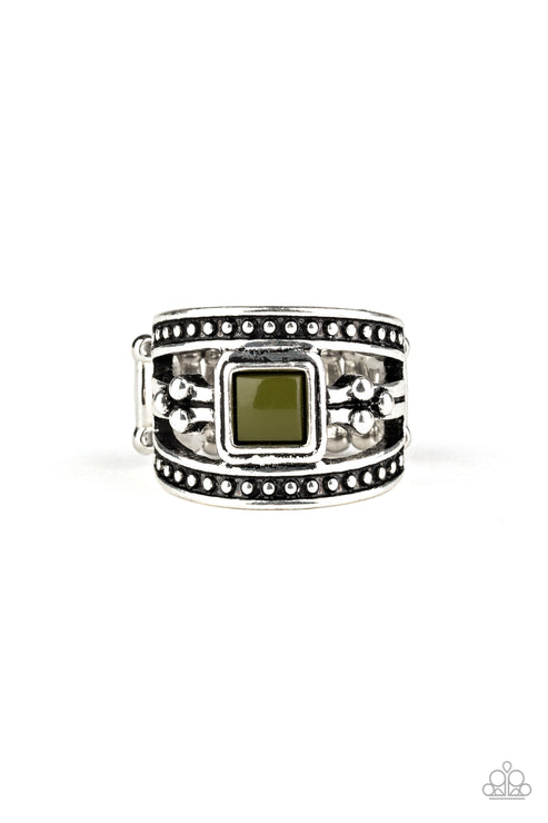 Vivid View Green Ring Paparazzi