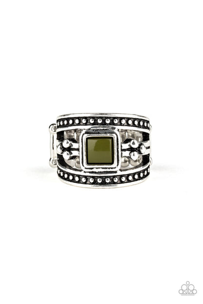 Vivid View Green Ring Paparazzi