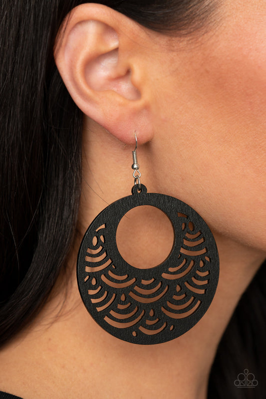 SEA Le Vie! Black
Earrings Paparazzi