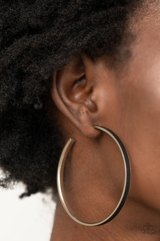Fearless Flavor Black
Hoop Earrings Paparazzi