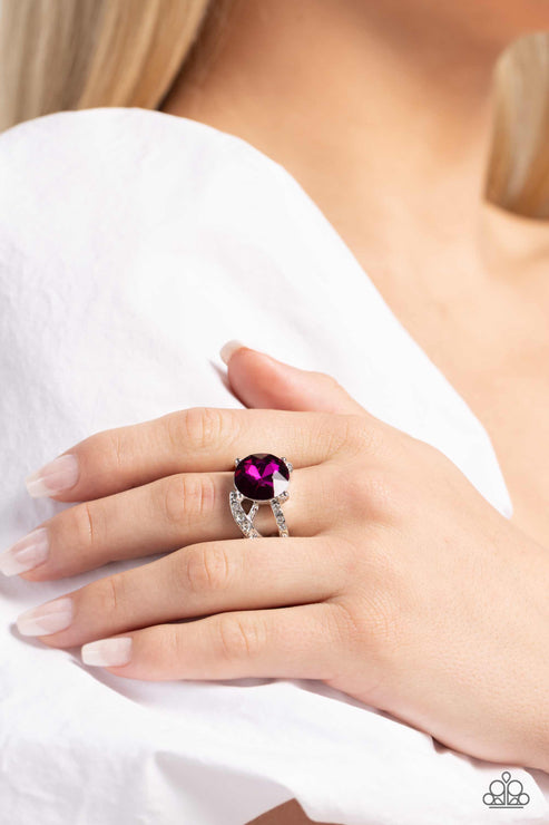 Scintillating Swirl Pink Ring Paparazzi