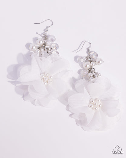 Fashionable Flower Girl White Earrings