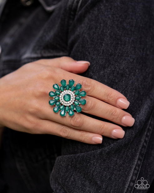 Steady Shimmer Green Ring Paparazzi