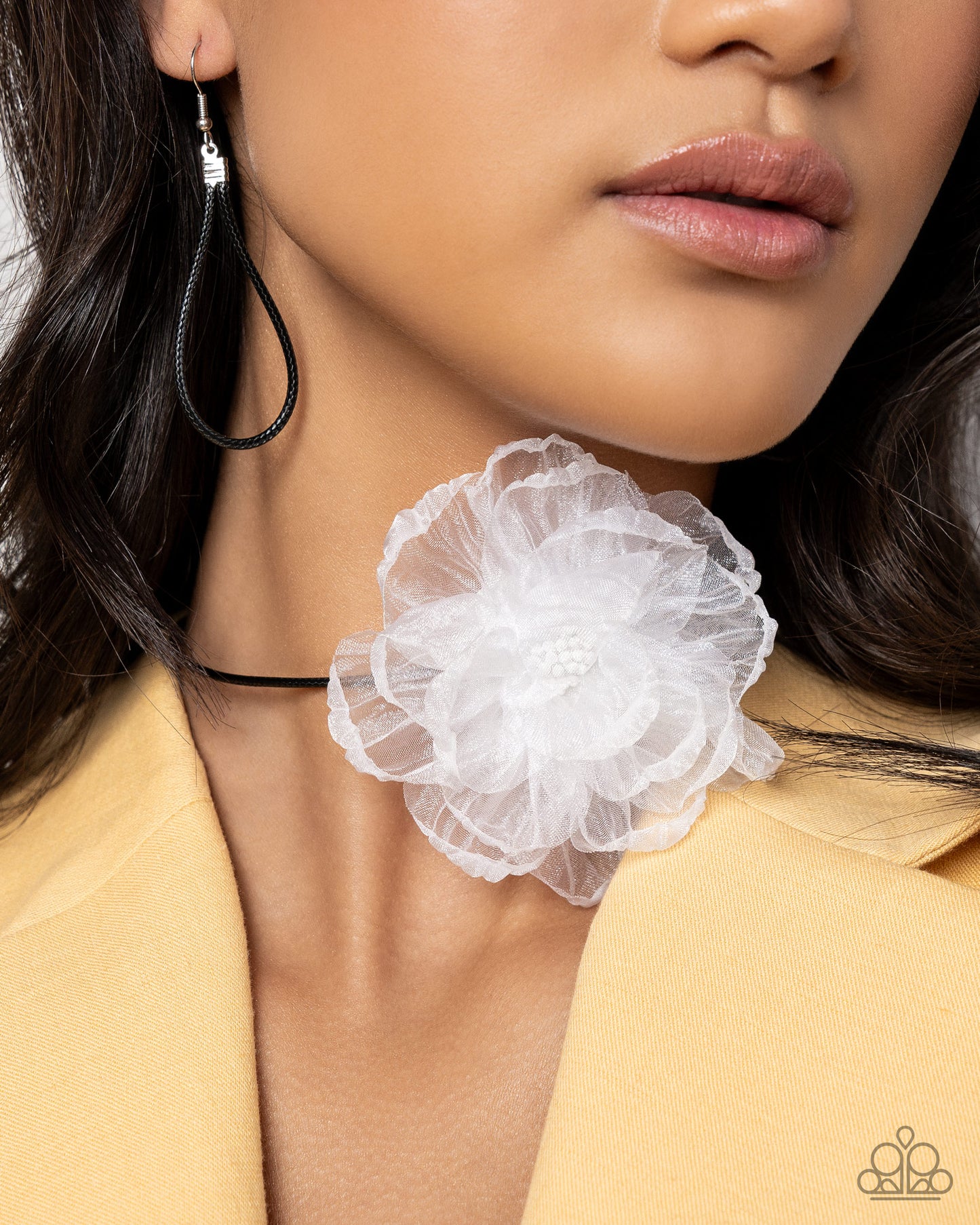 French Facade White Necklace