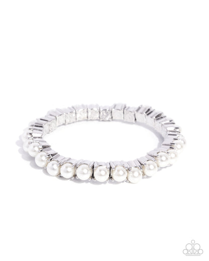 Principal Pearls White Bracelet