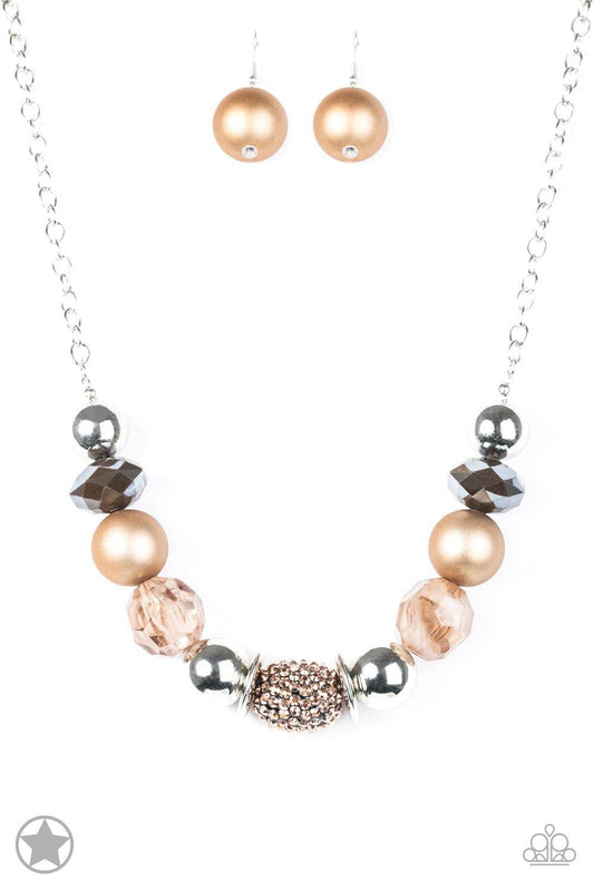 A Warm Welcome

Necklace - Daria's Blings N Things