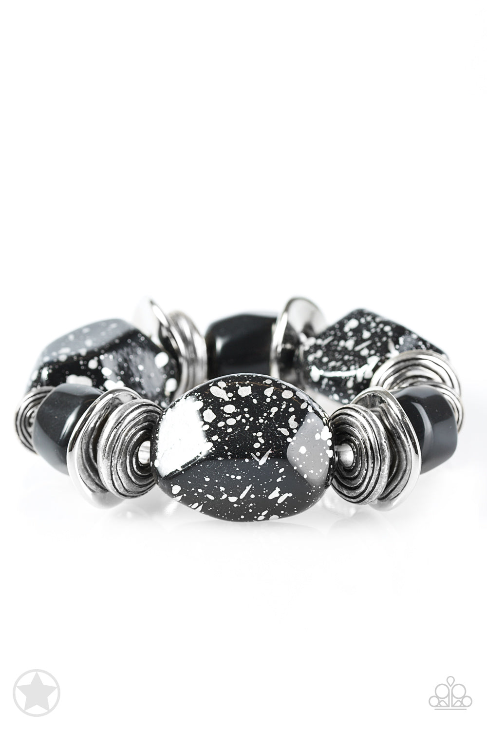Glaze of Glory Black
Bracelet - Daria's Blings N Things