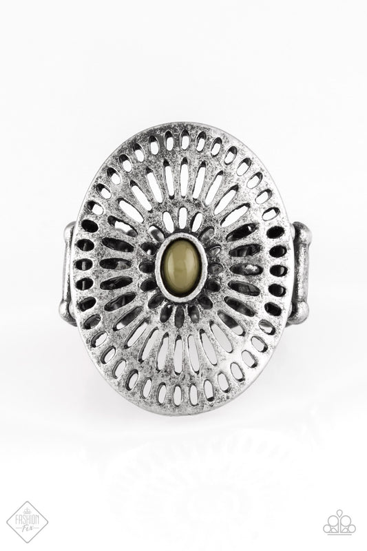 GRATE Expectations Green Ring - Daria's Blings N Things