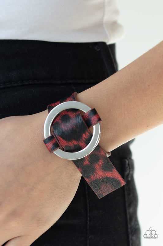 Jungle Cat Couture Red
Bracelet