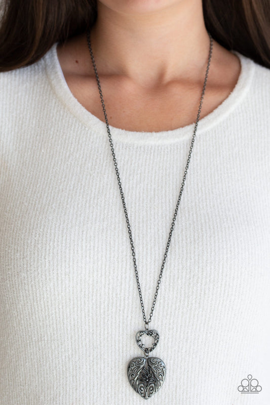 Garden Lovers Silver
Heart Necklace - Daria's Blings N Things