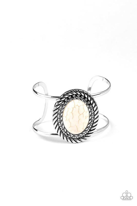Desert Aura White
Bracelet - Daria's Blings N Things