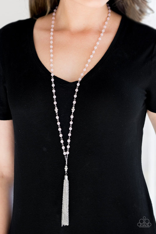 Tassel Takeover Pink
Necklace - Daria's Blings N Things
