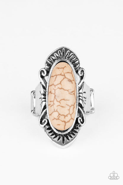 Mineral Monger Brown
Ring Paparazzi