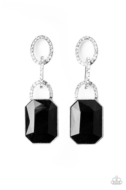 Superstar Status Black
Post Earrings - Daria's Blings N Things